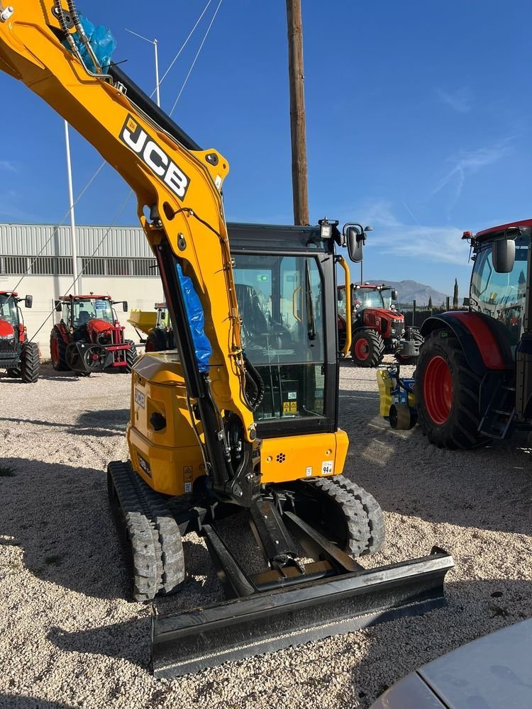 Alquiler de Mini Excavadora 3500 kg en Cádiz