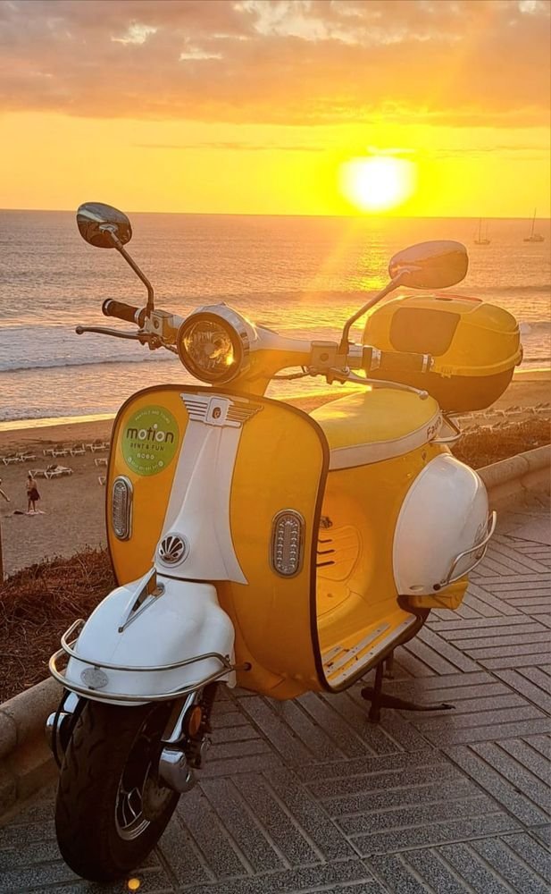 Alquila Tu Moto Eléctrica en Gran Canaria y Vive la Isla sin Límites