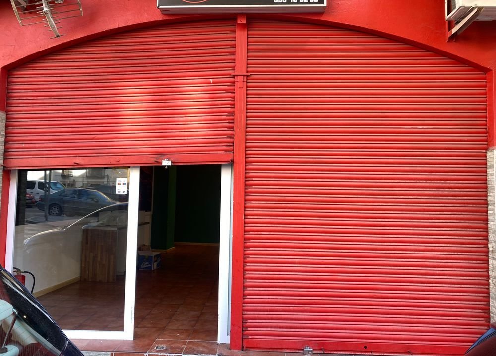 Alquiler Local comercial en Cenes de La Vega