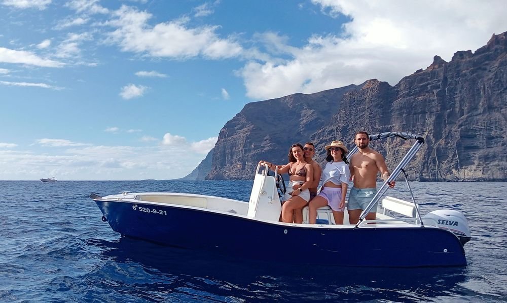 Descubre el océano navegando en barco