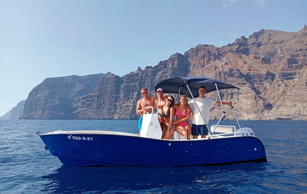 Descubre el océano navegando en barco