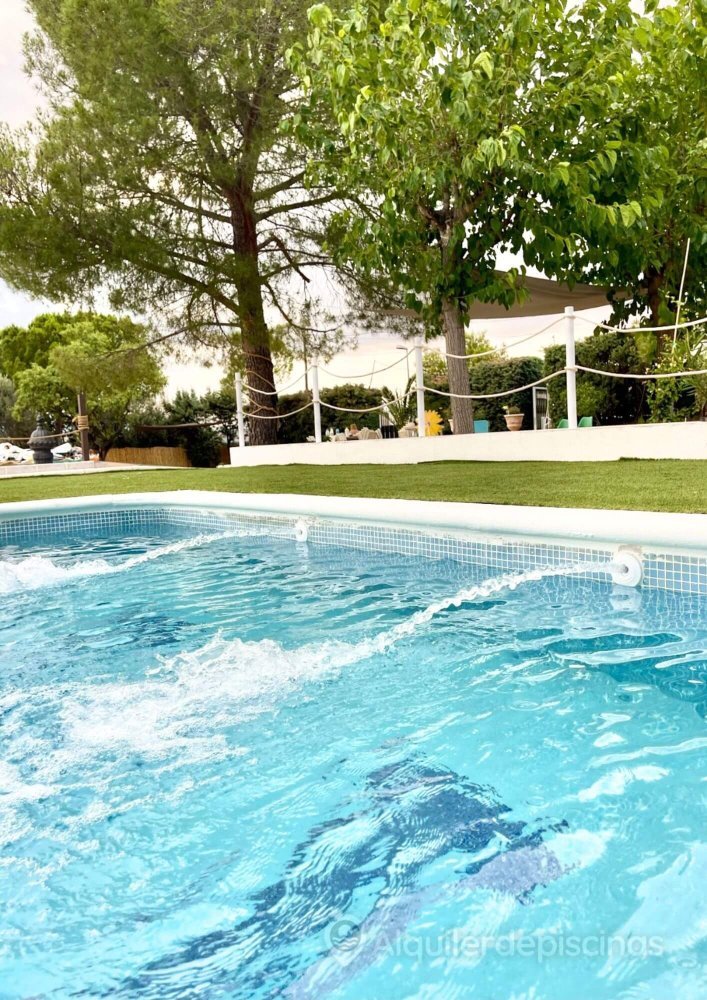 Gran Piscina en Finca de 3000 m2 a 25 min de Madrid